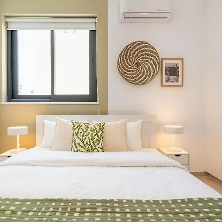 Solenne - Stylish 2-br & Balcony In Lejlighed Larnaca